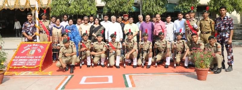 Satyawati Evening College Extra curriculars photo 1